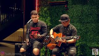 Sandhy Sandoro  tak pernah padam  live cover [upl. by Peckham785]