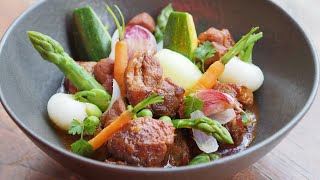 Recette  Le navarin dagneau de lait printanier de Caroline Rostang [upl. by Ebbarta]