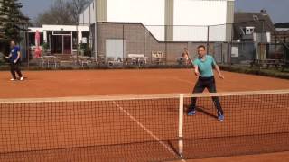 Tips amp Tricks 1 Tennisschool Bob positie van de netspeler in het dubbelspel [upl. by Elolcin260]