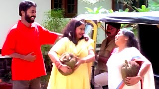 ചക്ക ഓട്ടോറിക്ഷ പിടിച്ചു എത്തിയിട്ടുണ്ടെ  Harisree Ashokan Comedy Scenes  Malayalam Comedy Scenes [upl. by Nerret]