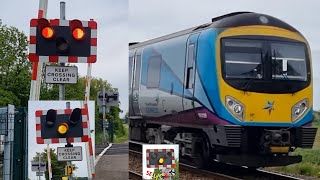 Roxton Sidings Level Crossing Lincolnshire [upl. by Enihpad237]