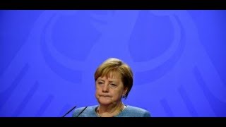 SOMMERINTERVIEW Merkel stellt sich gegen Seehofers Ansicht [upl. by Niamreg736]