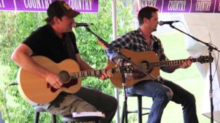 Rodney Atkins  quotWatching Youquot live at 999 Kiss Country [upl. by Katina]