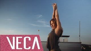 Janicsák Veca  Könnyek az esőben Official Video [upl. by Leanna858]