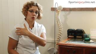 Difference between a Chiropractor and an Osteopath [upl. by Annaes]