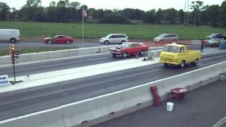 Dodge A100 smokes a Plymouth Barracuda [upl. by Idnir]