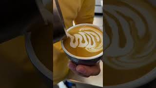 New tulips secret baristas latteartclass coffeeart coffee baristashouse latteart latte [upl. by Tilly]