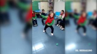 Niños en Argentina bailan Yo voy ganao de Systema Solar [upl. by Laurentium893]