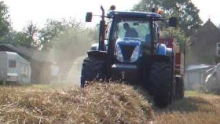 New Holland T 7050  Hesston 4880 big baler [upl. by Eihtak]