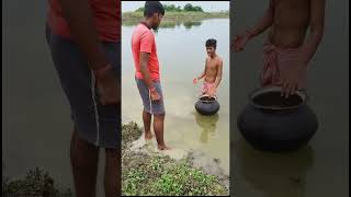 funny shorts স্ত্রীর সেবায় স্বামীর অবদান🤣🤣 comedy short [upl. by Marashio]