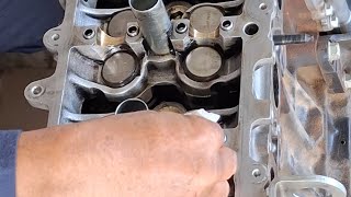 Toyota Land Cruiser 1FZFE Engine Teardown And Rebuilt [upl. by Minta143]