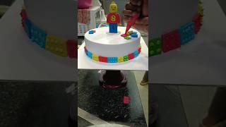 छोटा रोबोट केक डिजाइन robot cake shortsfeed shortvideo birthdaycake cakedesign shorts cake [upl. by Suzanne]