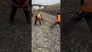 Ballasted track gravel laying process [upl. by Mohammed]