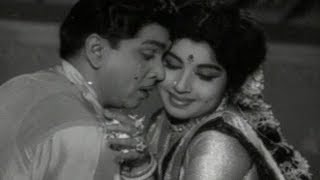 Adarsha Kutumbam Songs  Bidiyamela O Cheli Song  Nageswara Rao  Jayalalitha [upl. by Bartholemy]