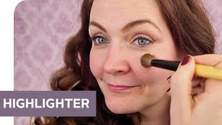 Tutorial Highlighter richtig auftragen  Soulfully – powered by OTTO [upl. by Notlil525]