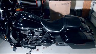 Le Pera Maverick seat review on a 2018 Road King Special [upl. by Stone]