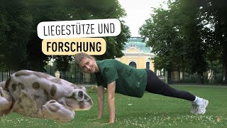 Warum machen TiticacaRiesenfrösche Liegestütze I Tiergarten Schönbrunn [upl. by Acissey347]