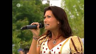 Antonia aus Tirol  Dirndl Song  HQ  ZDF Fernsehgarten 2005  DIGITREMASTERED 1080p [upl. by Eimak]