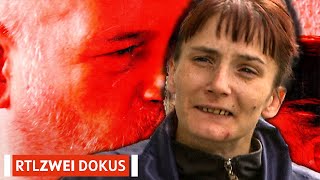 Carola hat einen Neuen  Armes Deutschland  RTLZWEI Dokus [upl. by Neladgam609]