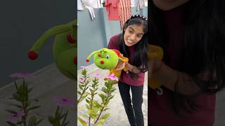 Butterfly🦋 or🐛 flower 🌷 dost hai🤣🥹🥲shortsvideo [upl. by Girvin692]