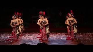 TARI BEDHAYA ELA ELA  ISI SURAKARTA Javanese Traditional Dance [upl. by Sharpe740]