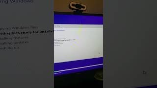 Reinstalling Windows 10 on a Mini Pc [upl. by Sink]