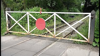 Creswell Ford Level Crossing [upl. by Aitnohs824]