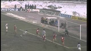 16011985 Juventus v Liverpool [upl. by Durstin]