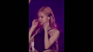 lipsyncing again at the Japan born pink concert blackpink jennie lisa rose jisoo rosé [upl. by Mildred]