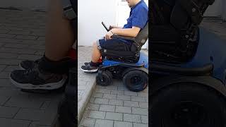 Series 5 Powerchair 🚀 Hohe Bordsteine Erledigt 💪 [upl. by Rialb]