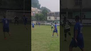 FUTEBOL DE VÁRZEA  O GORDIN TEM MUITA VISÃO DE JOGO shorts [upl. by Payton]