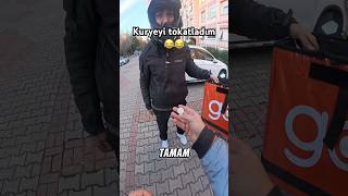 Kuryeyi tokatlayıp kaçtım 😂😱 shorts keşfet kurye motovlog viral fyp tiktok trendyolgo [upl. by Landes]