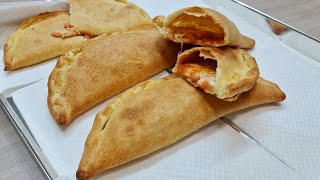 PANZEROTTI AL FORNO SOFFICI E LEGGERI Ricetta facile e veloce   italian baked pizza rolls [upl. by Crowe429]