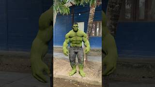 Por comer hojas se convierte en Hulk😱 [upl. by Anatnas]