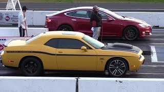 Tesla vs Dodge Challenger SRT  drag race [upl. by Aneert]