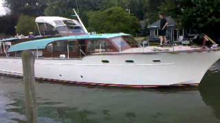 Algonac Antique and Classic Boat Show Chris Craft Conqueror 53ft [upl. by Simaj]