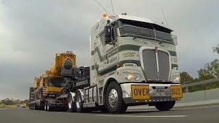 Membreys Kenworth K200 and Liebherr LTM 1350 on the Calder Highway [upl. by Nolrev]