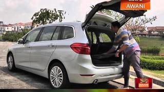 IN GEAR S8E1 – “Stop press Munich now makes MPVs The BMW 220i Gran Tourer” [upl. by Ardnas]