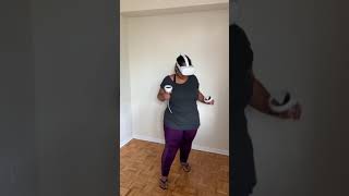 Sisterinlaw Tries VR for the first time Richies plank experience wait for it [upl. by Naruq845]