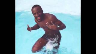 Doumbia canta mentre fa lhydrobike [upl. by Marjy]