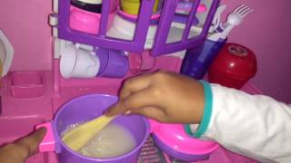 Mostrando minhas panelinhas novas fazendo comida para as babys [upl. by Flodur]