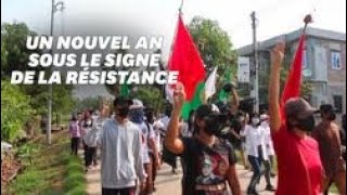 En Birmanie le nouvel an se transforme en journée daction contre la junte militaire [upl. by Sorgalim]