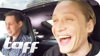 Matthias Schweighöfer und Joko Winterscheidt im AutoDuell  taff  ProSieben [upl. by Akcira671]