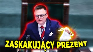 Berkowicz odstawił kabaret w Sejmie Przyszedł do Sejmu z workiem pierogów i zwrócił się do Hołowni [upl. by Htes647]