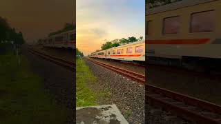 Nunggu kAI railway railfans kai huntingkeretaapi [upl. by Nadler]