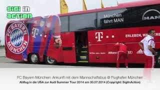 FC Bayern München Ankunft mit dem Mannschaftsbus  Flughafen München  Abflug in die USA [upl. by Lebiralc]