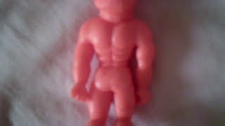 SUPER RARE Stretcher STRETCH ARMSTRONG Vending Machine Figure Capsule Toy Discovered by Cheaptoyman [upl. by Eilahtan]