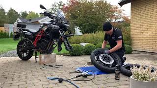 Tire change BMW f700GS [upl. by Yoshi815]