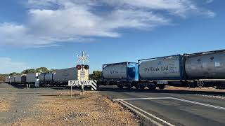 Sunraysia Highway Railway Crossing Cope Cope [upl. by Gilles]