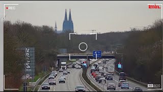 Domblick Von der Autobahnbrücke in Ehrenfeld [upl. by Karalynn939]